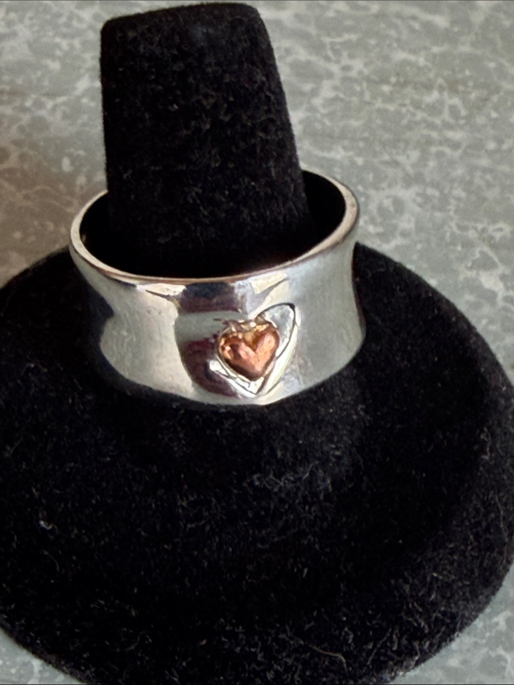 Silver band copper heart ❤️ ring